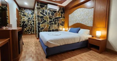 Arya Suites Patong Beach – 사진 2